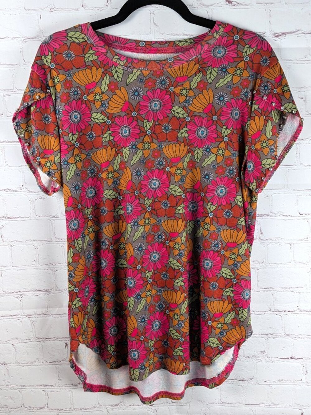 2 Fly Pink/Floral Short Sleeve Top M